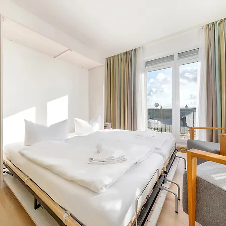 Ferienwohnung Ruegen, Ostseebad Sellin, Villa Wiederkehr *